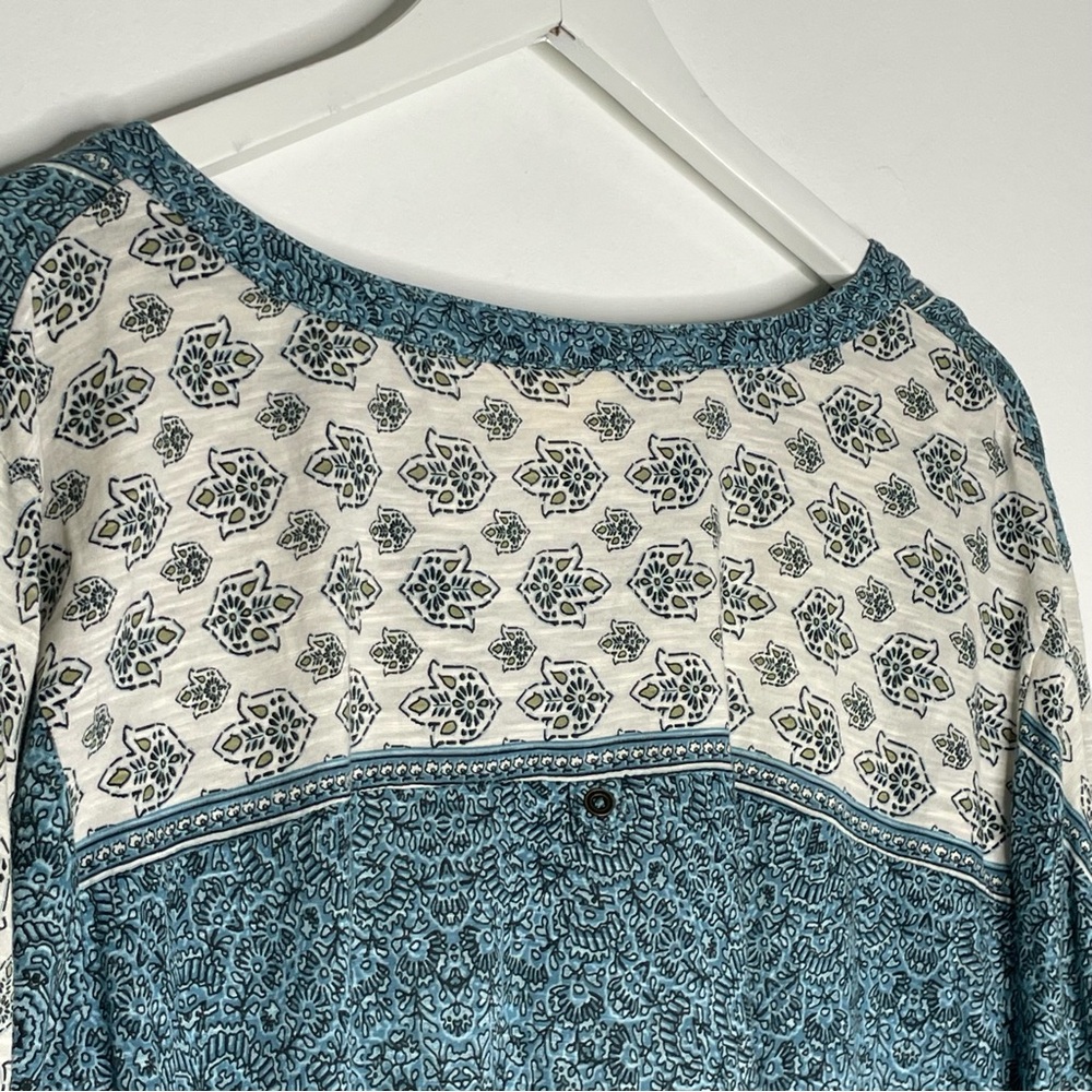 Style & Co. Woman cream & green paisley-print henley blouse long sleeves Size 2X - Picture 10 of 16